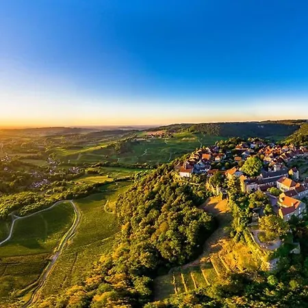 Дом отдыха Maison Au Coeur Du Revermont